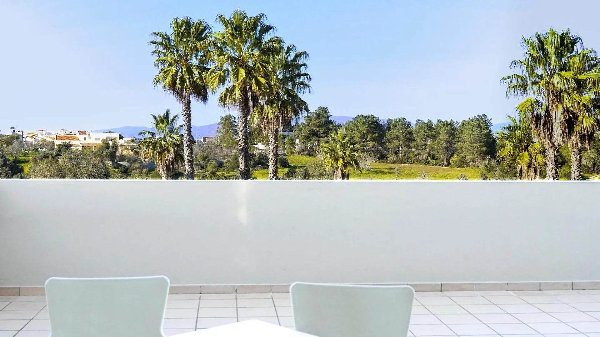 Vitors Plaza Aparthotel Portimao